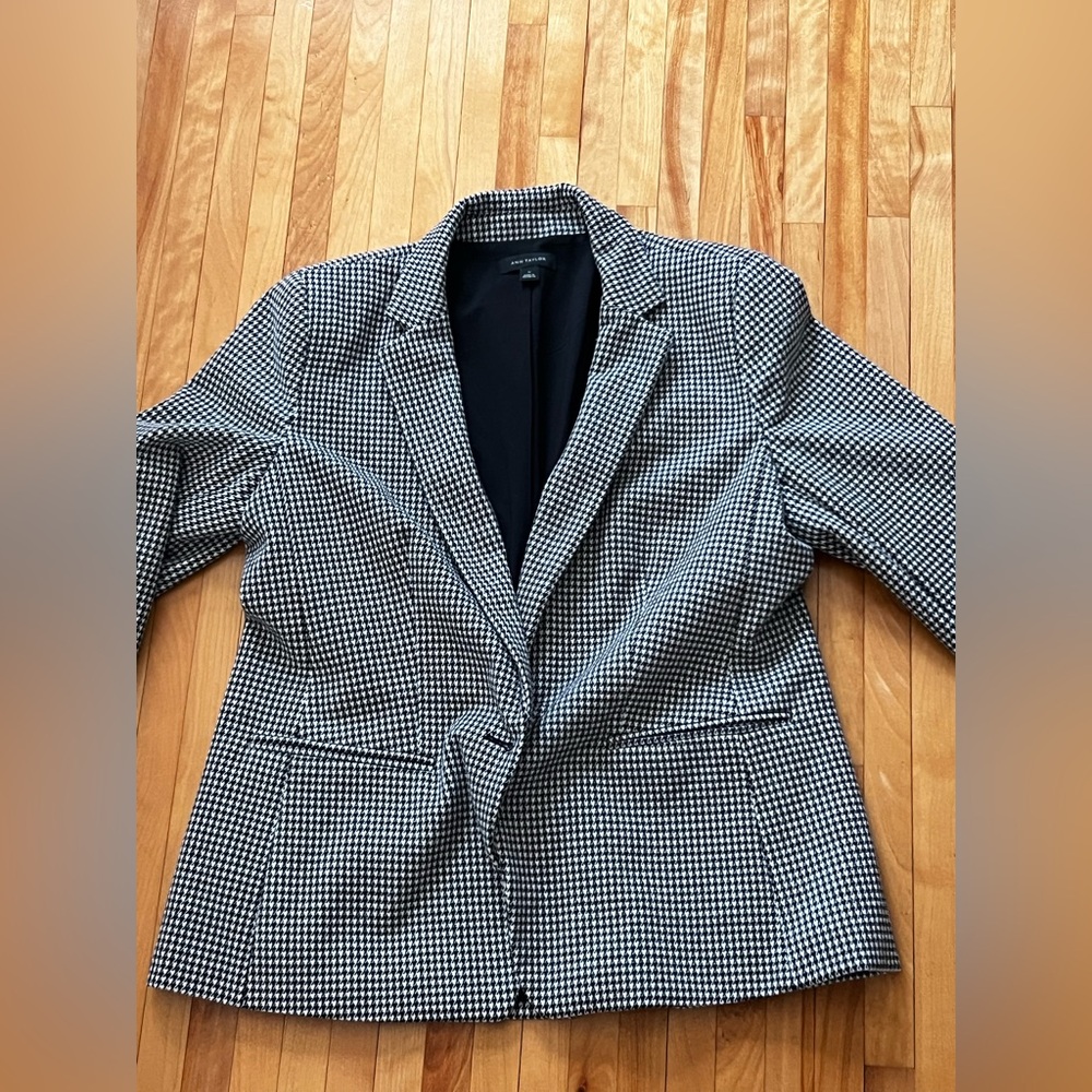 Ann Taylor Houndstooth Blazer